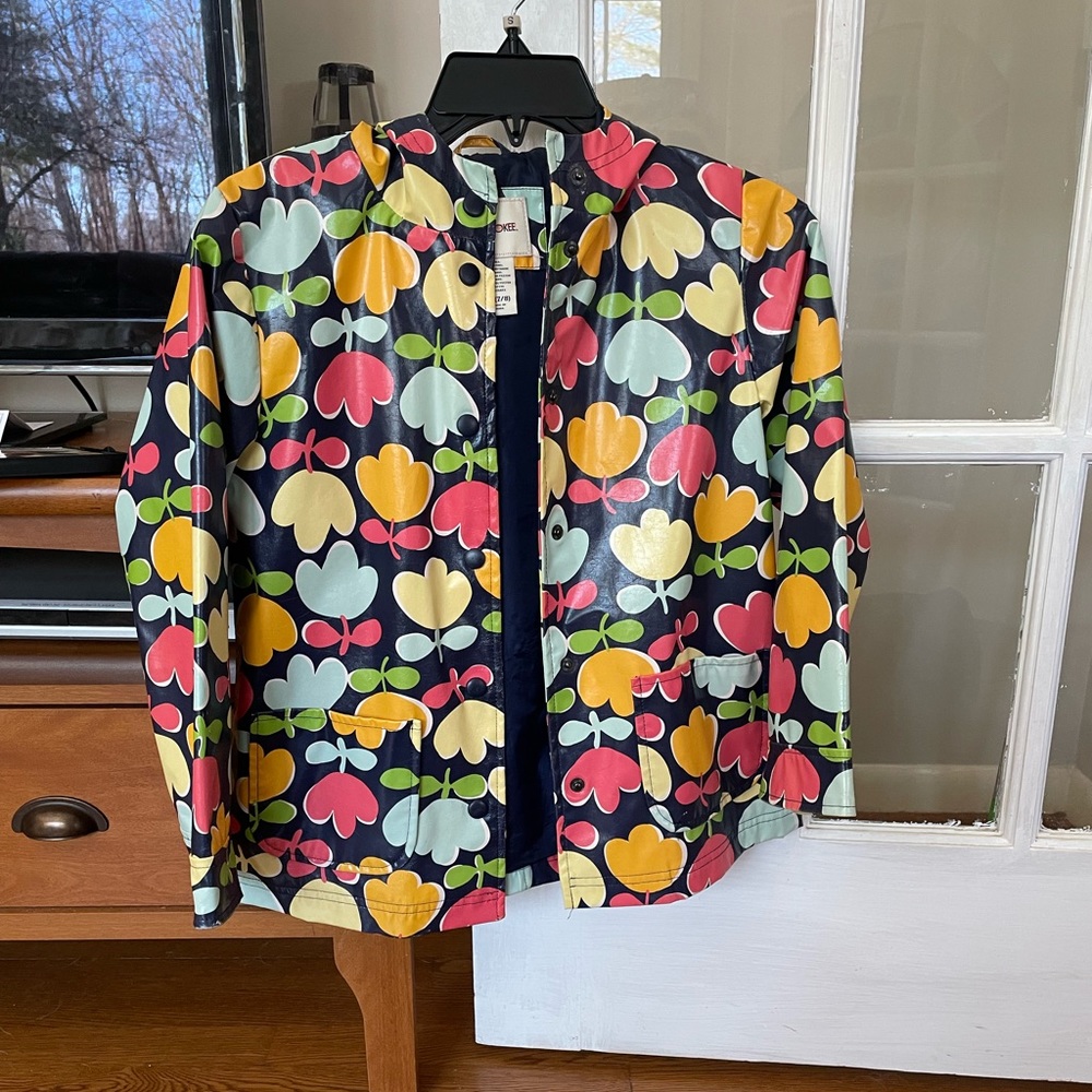 EUC Size 7/8 Rain jacket